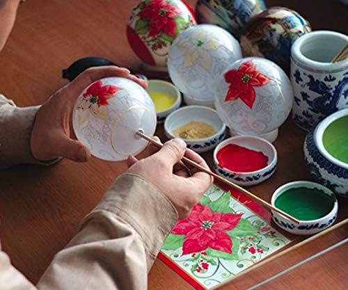 Свиткана уметничка украс-украс-нашиот прв Божиќ
